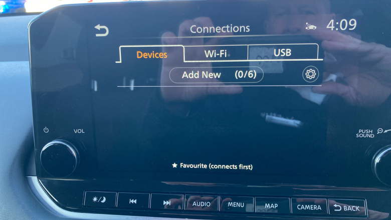 Nissan Qashqai 1.3 DiG-T MH N-Connecta 5dr Petrol Hatchback